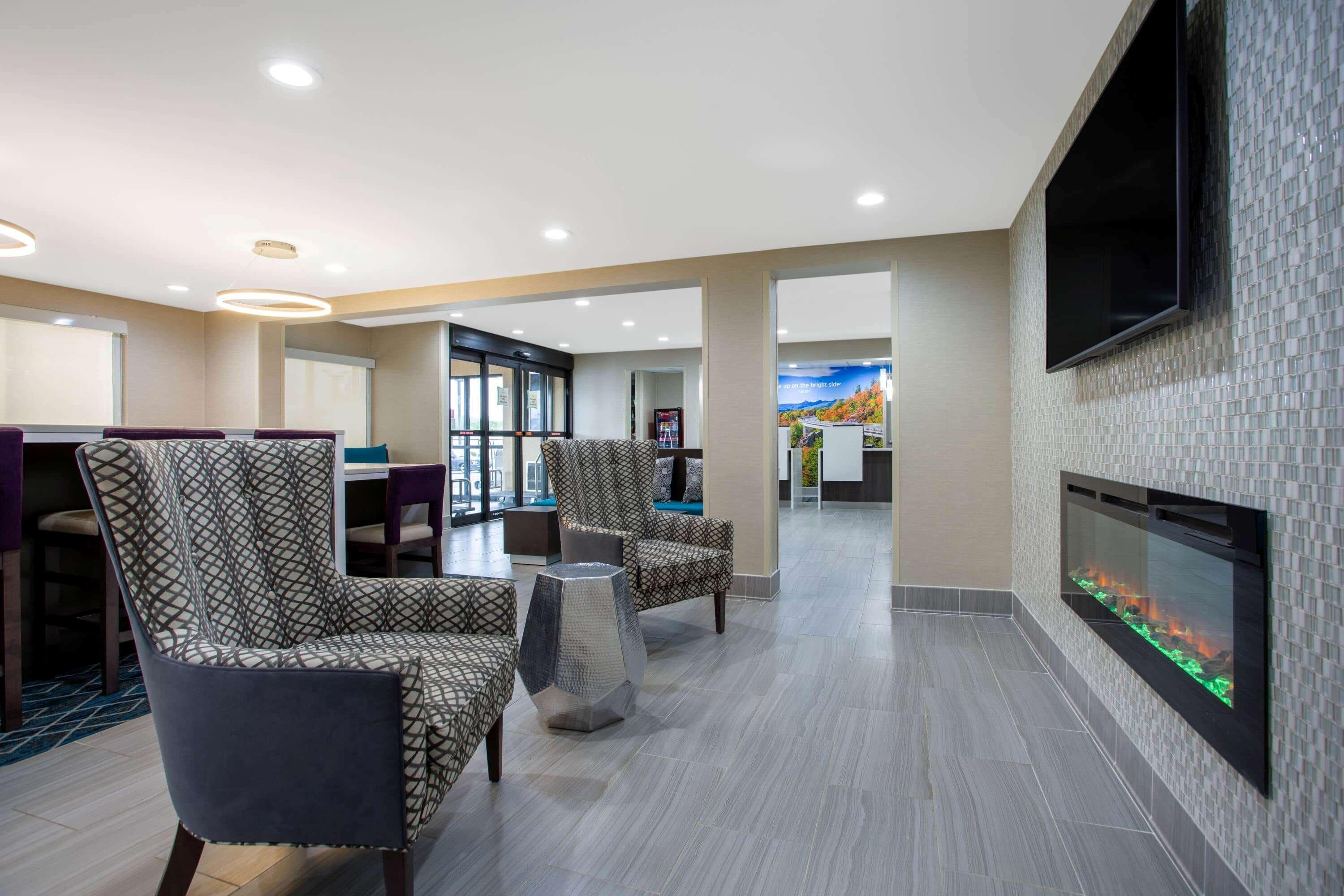 La Quinta Inn By Wyndham Roanoke Salem Zewnętrze zdjęcie